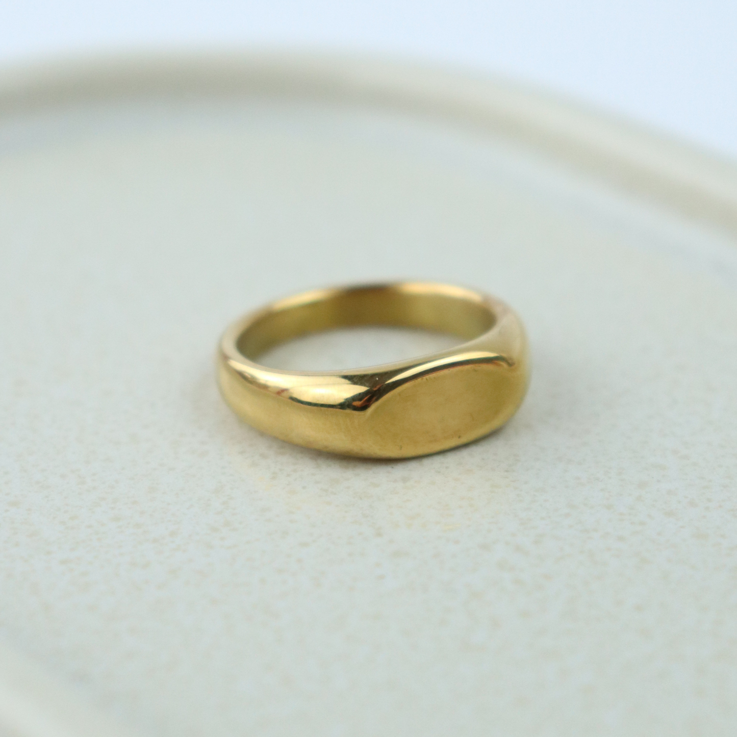 Square and Round Ring Big