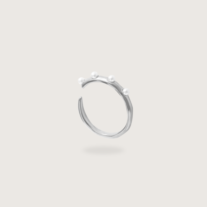 Pearly Ring